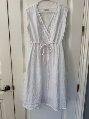 Garnet Hill White V-Neck, A-Line, Linen Dress
